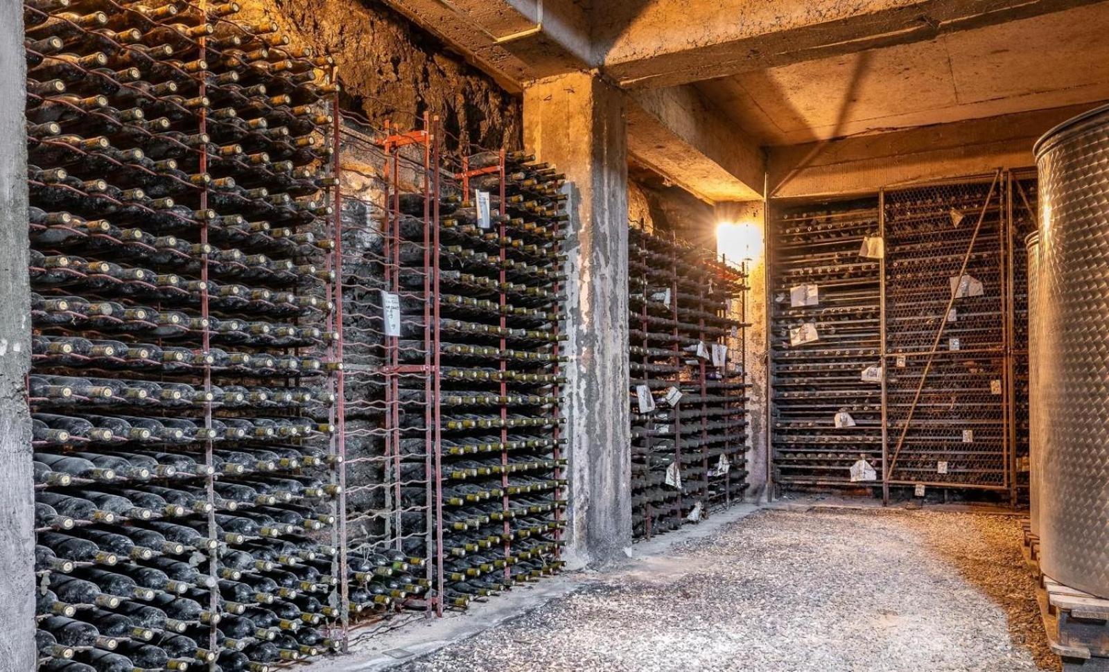 Domeniile Clos Des Colombes Douăzeci şi Trei August Exterior foto